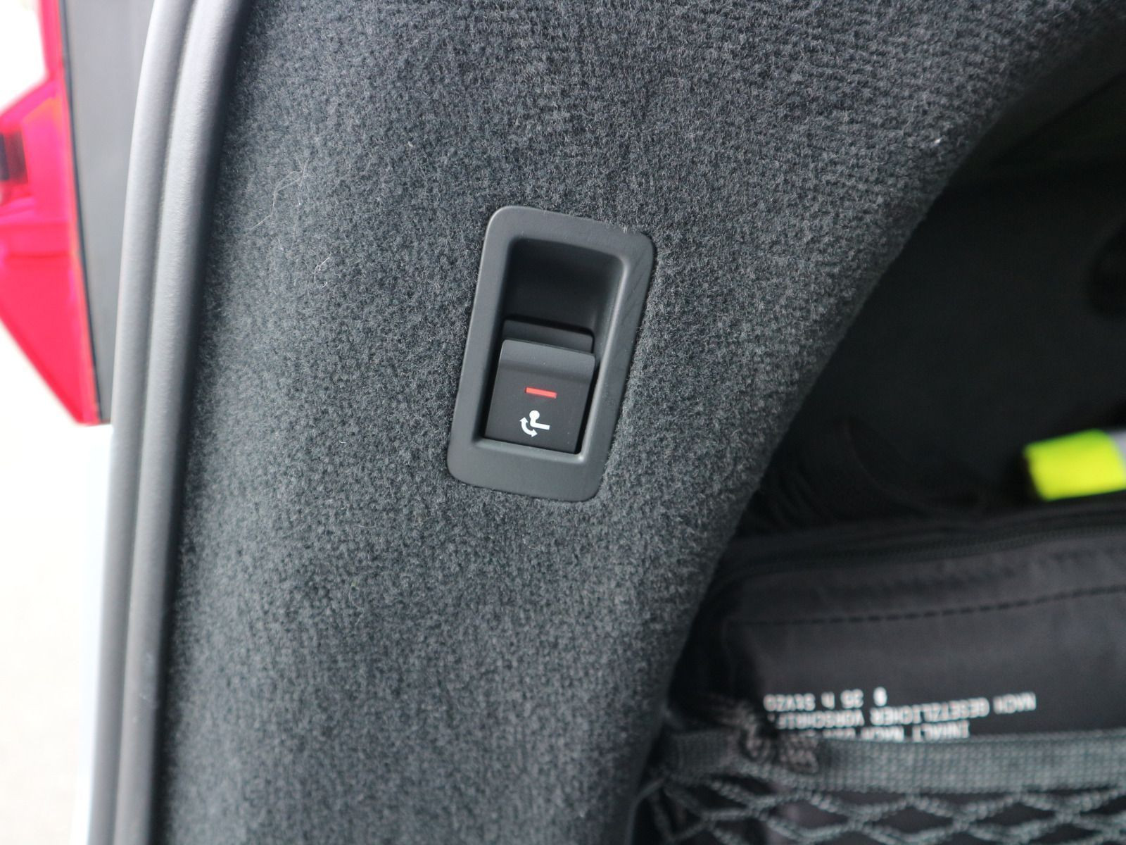 Fahrzeugabbildung Audi A6 Avant S line 40 TDI quattro MATRIX*ACC*AHK