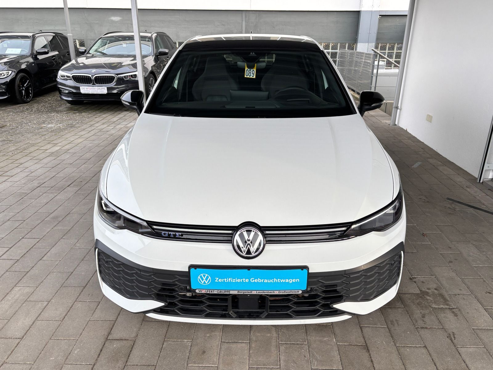 Fahrzeugabbildung Volkswagen Golf GTE 1.5 DSG eHybrid AHK AREA VIEW HUD MATRIX