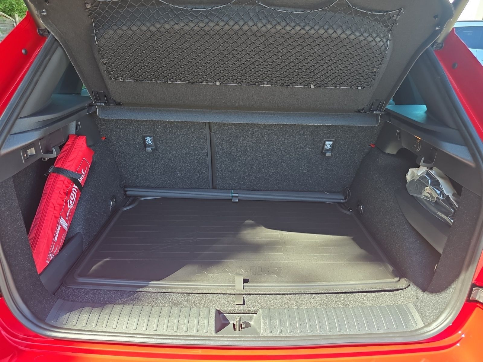 Fahrzeugabbildung SKODA Kamiq 1.5 TSI Monte Carlo 110 kW DSG +AHK+NAVI+18
