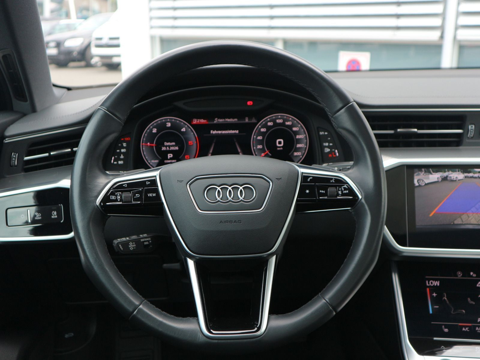 Fahrzeugabbildung Audi A6 Avant design 40 TDI quattro S tronic PANO*ACC
