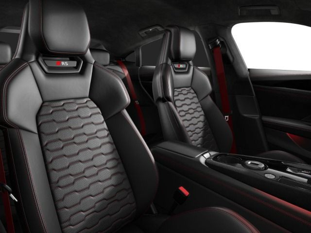 Fahrzeugabbildung Audi RS e-tron GT performance quattro ACC*360°