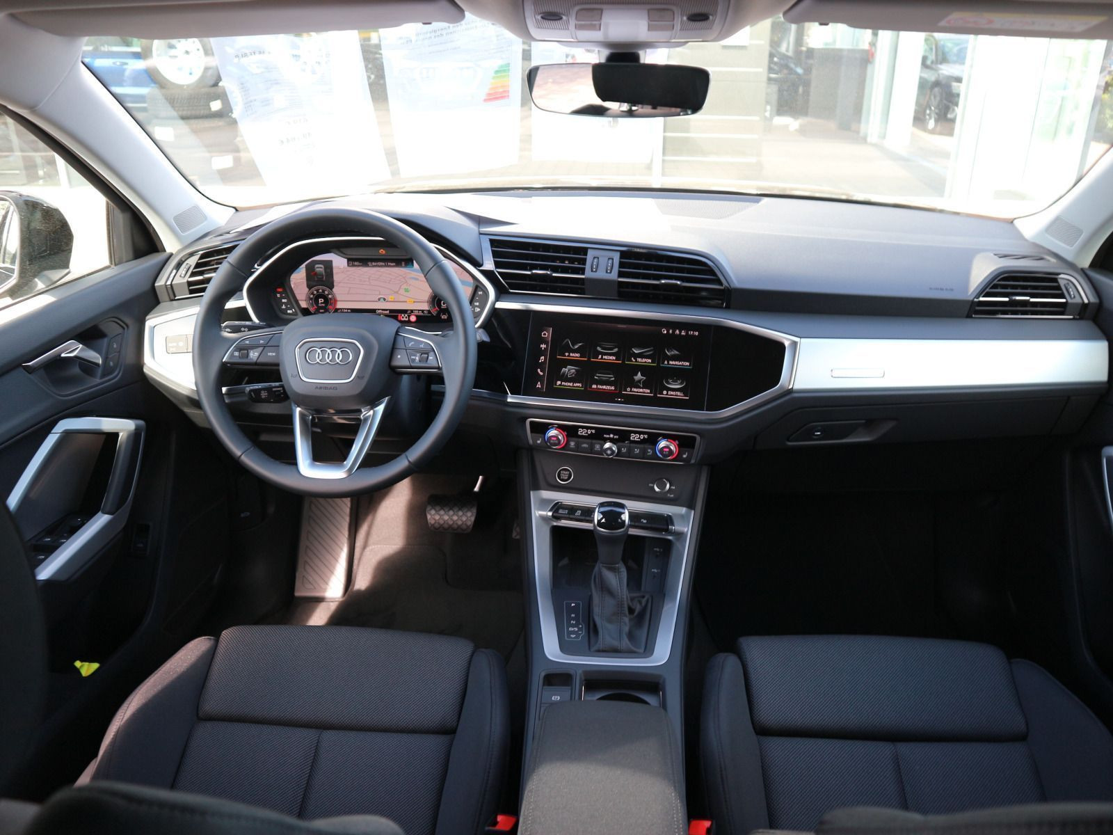 Fahrzeugabbildung Audi Q3 Sportback S line 35 TFSI S tronic*AHk*LED*