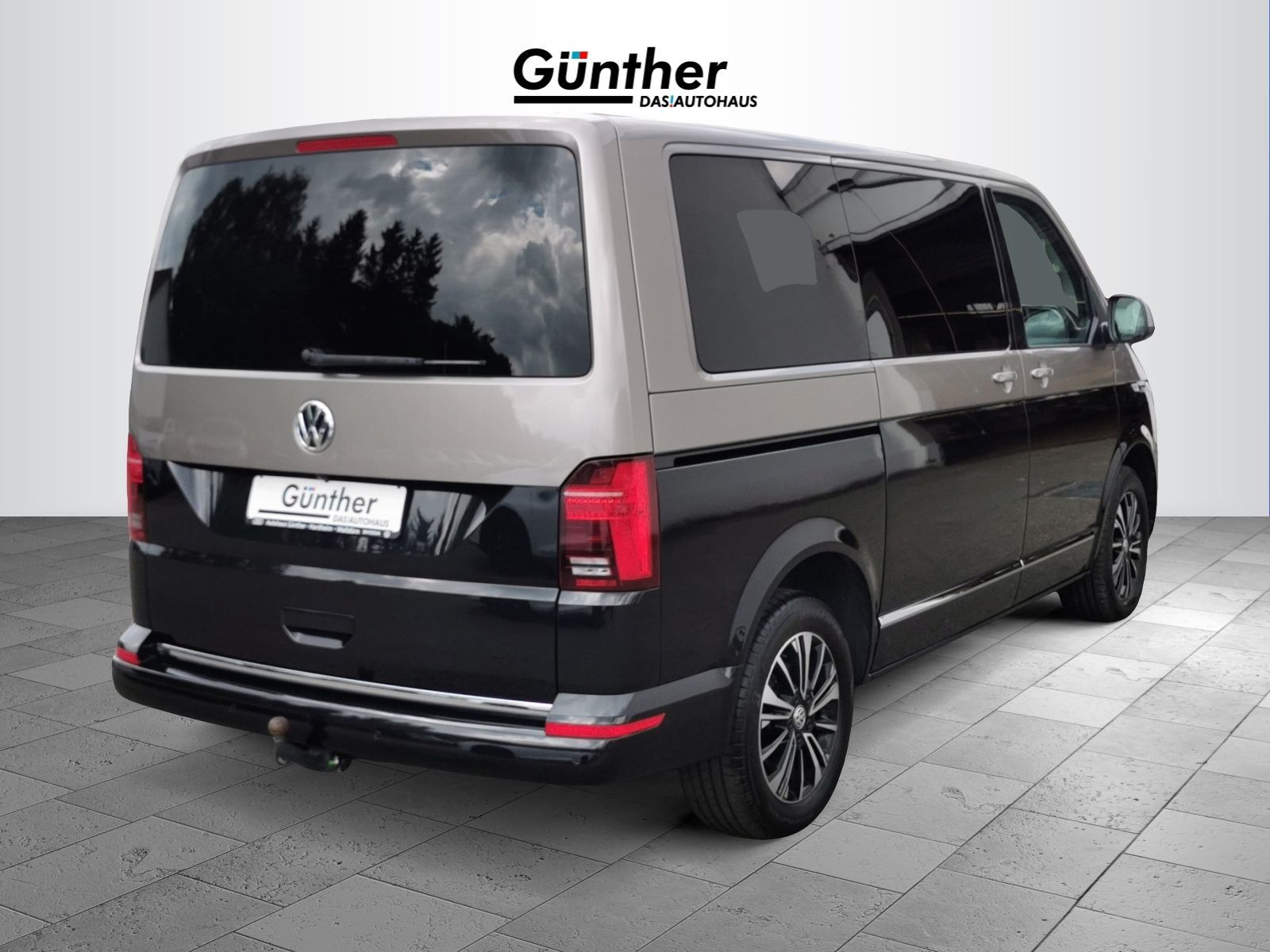Fahrzeugabbildung Volkswagen T6.1 Multivan 2.0 TDI 4MO Multivan Generation Six (EURO 6d)