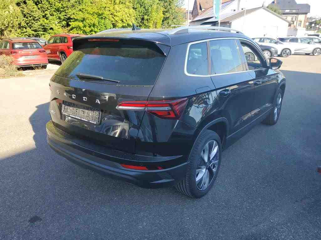 Fahrzeugabbildung SKODA Karoq Style 2.0 TDI AHK MATRIX ACC RFK NAVI