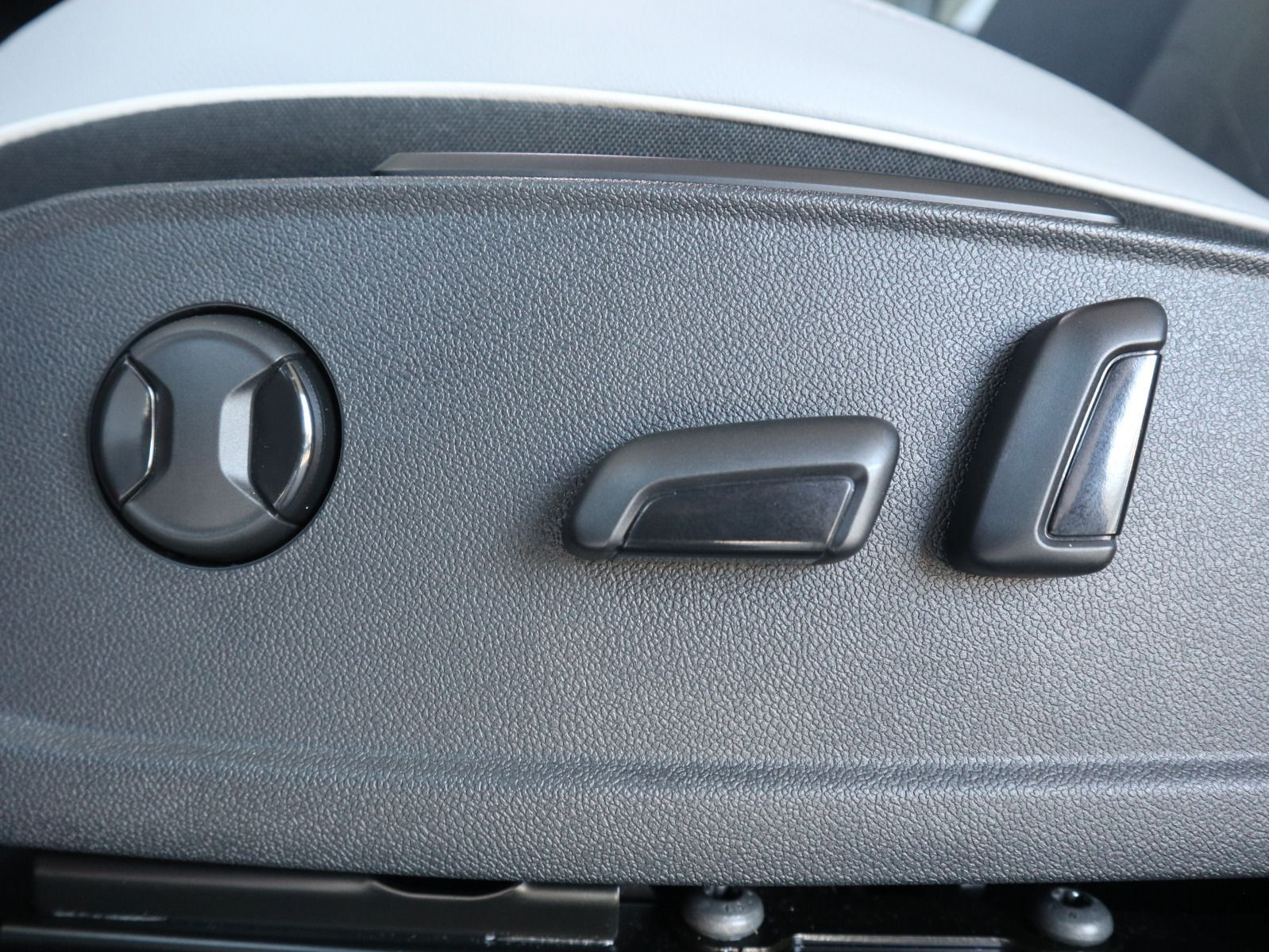 Fahrzeugabbildung Volkswagen ID.3 Pro S 360° ACC MATRIX HK NAVI CAPRLAY
