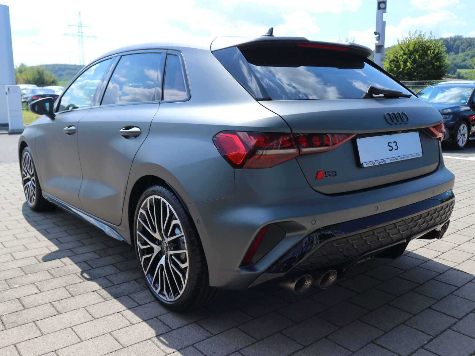 Fahrzeugabbildung Audi S3 Sportback TFSI S tronic*FACELIFT*MATTEFFEKT*