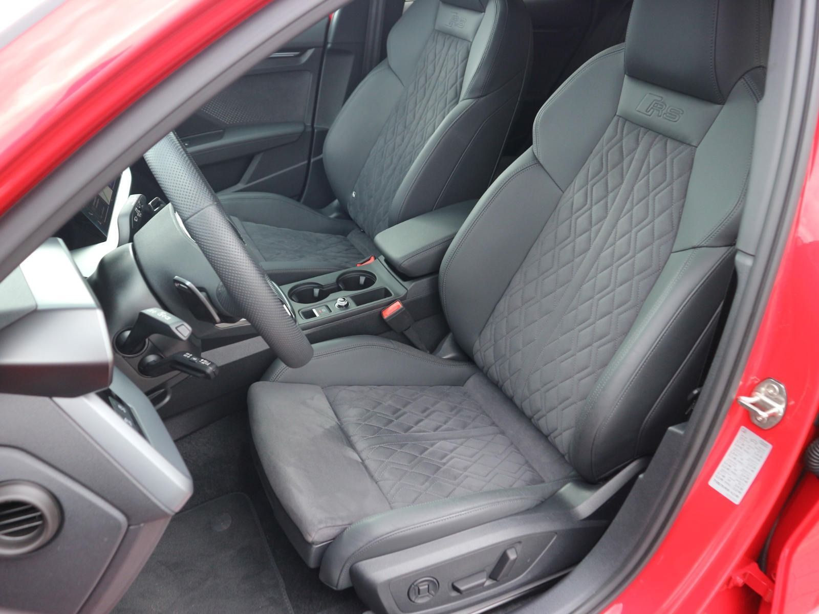 Fahrzeugabbildung Audi RS 3 Sportback HEADUP*SONOS*MATRIX*360°
