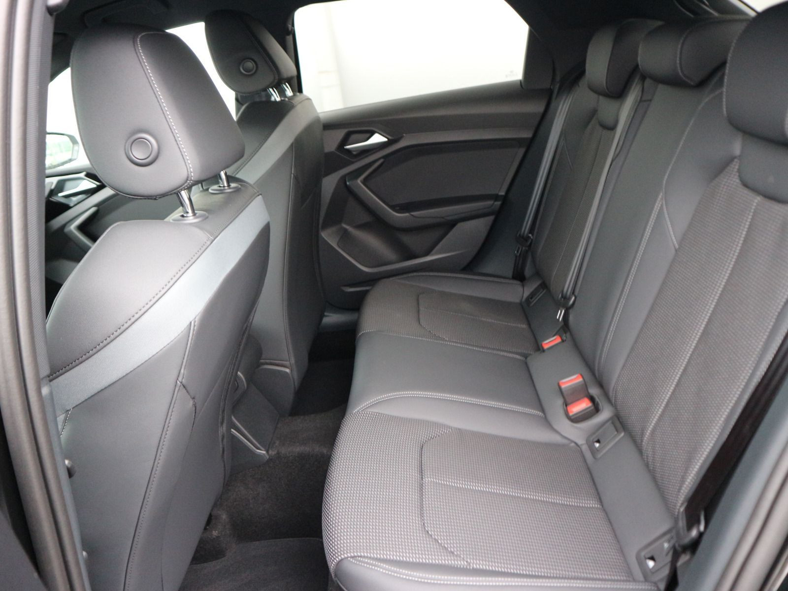 Fahrzeugabbildung Audi A1 Sportback S line 35 TFSI S tronic*CARPLAY*LED*