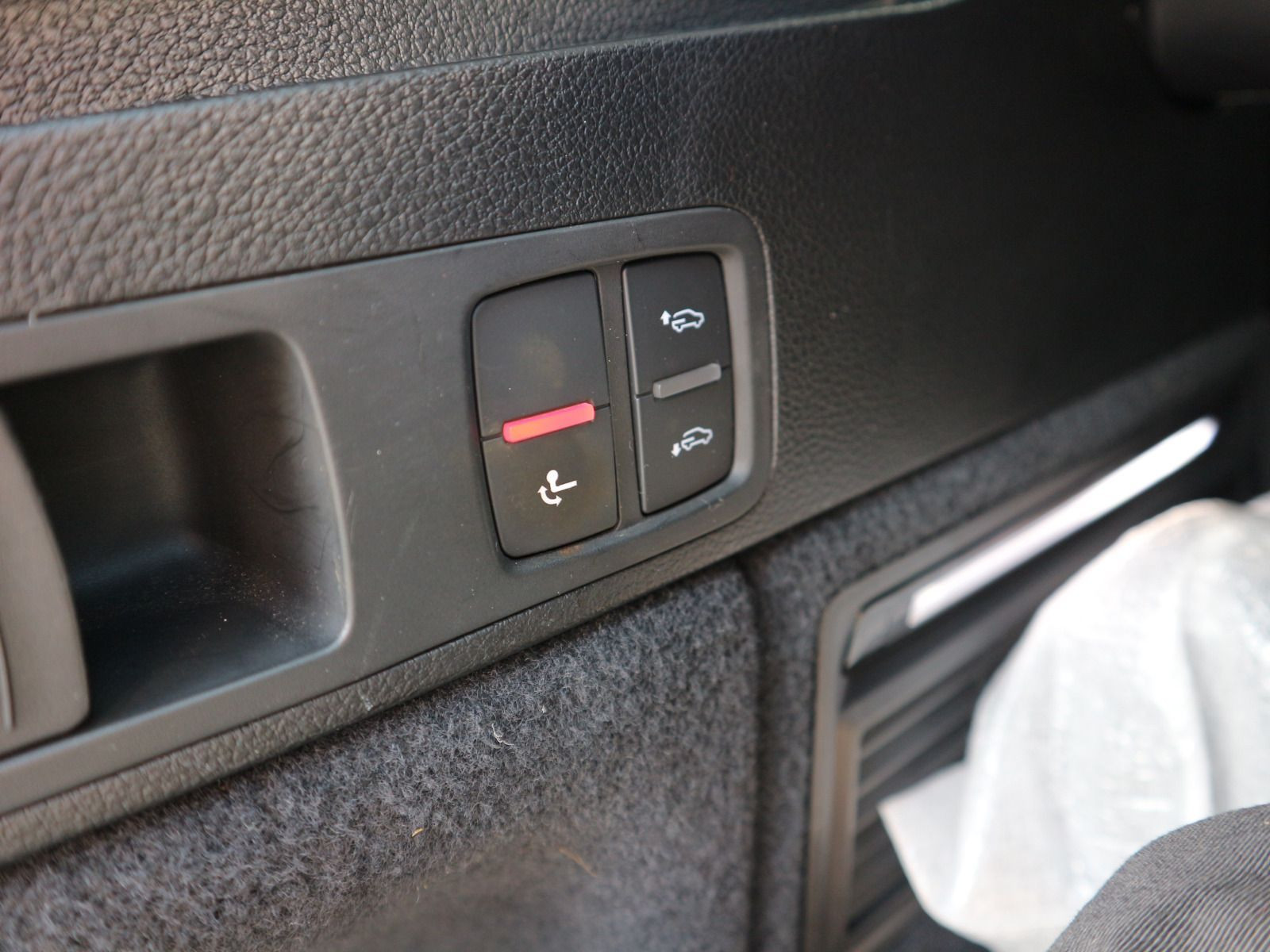 Fahrzeugabbildung Audi Q5 sport 50 TFSI e quattro AHK*SHZ*NAVI*LED