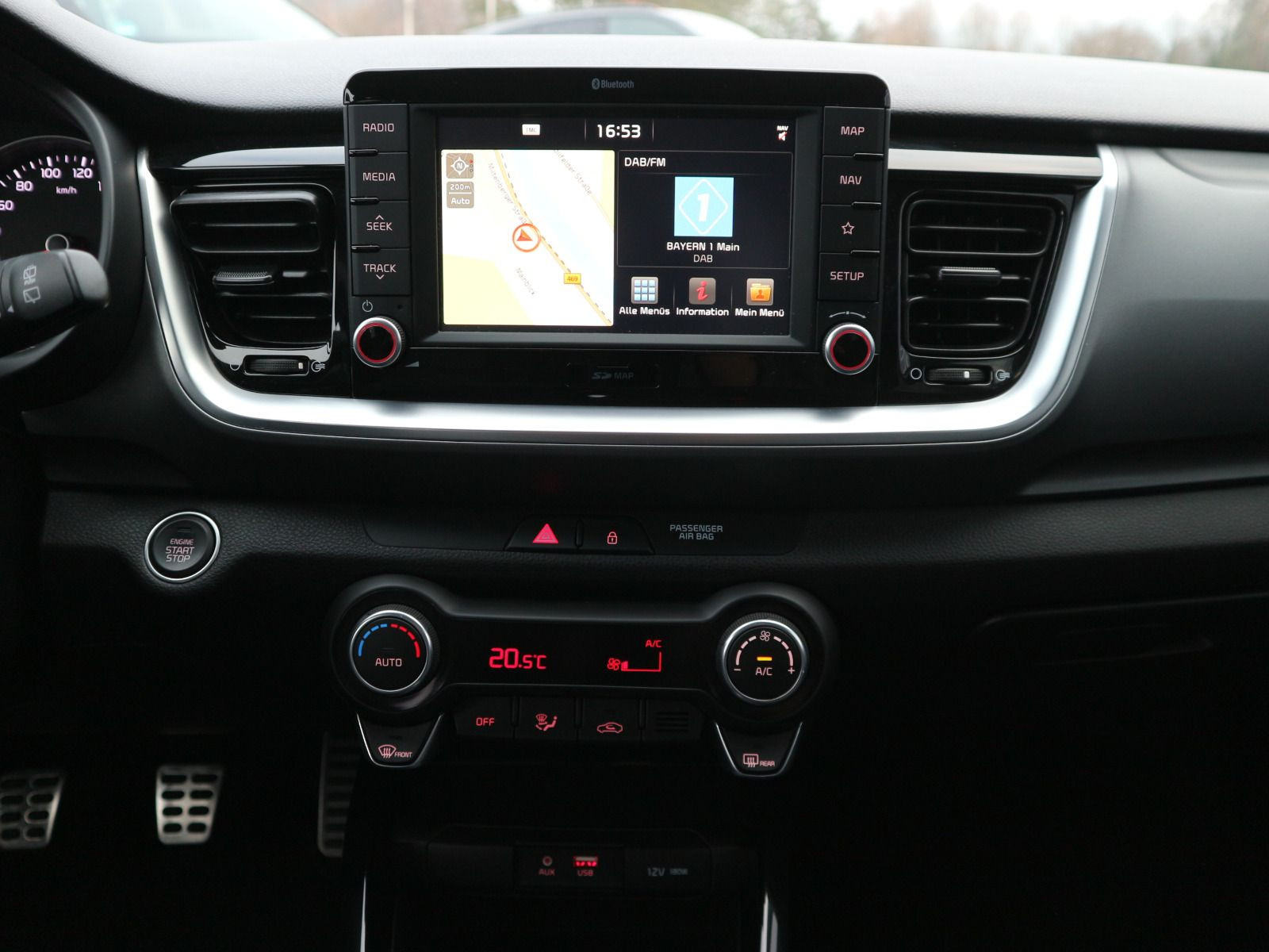 Fahrzeugabbildung Kia Stonic 1.0 T-GDI Platinum Edition SMART-KEY RFK CAR PLAY