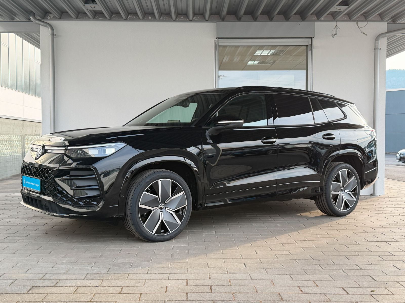 Fahrzeugabbildung Volkswagen Tayron R-Line 2,0 TDI SCR 4MOTION (193 PS) DSG *AHK*BlackStyle*