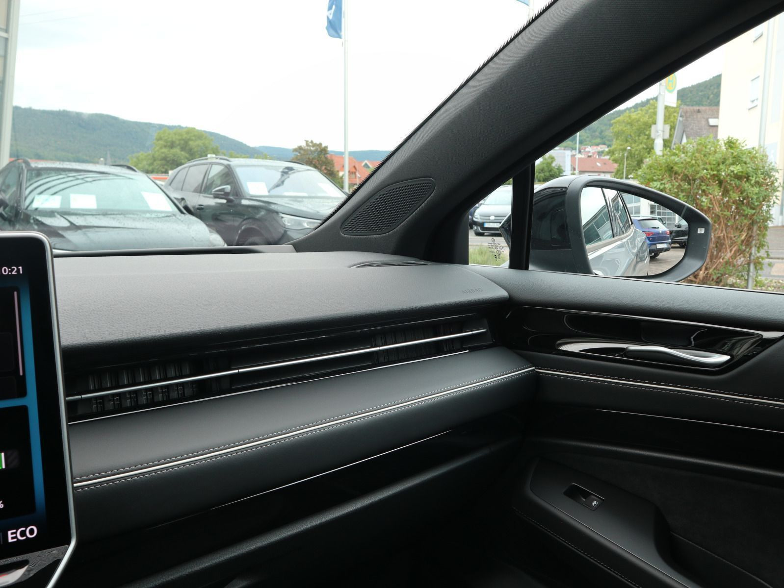 Fahrzeugabbildung Volkswagen ID.7 Tourer Pro 210 kW (286 PS) 77 kWh 1-Gang-Automatik
