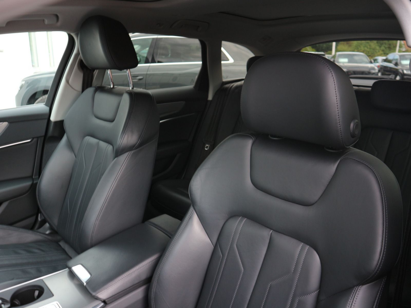 Fahrzeugabbildung Audi A6 Avant sport 40 TDI quattro S tronic PANO*ACC