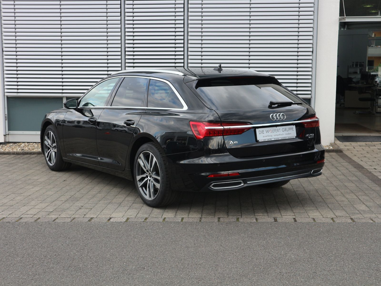 Fahrzeugabbildung Audi A6 Avant sport 40 TDI quattro S tronic PANO*ACC