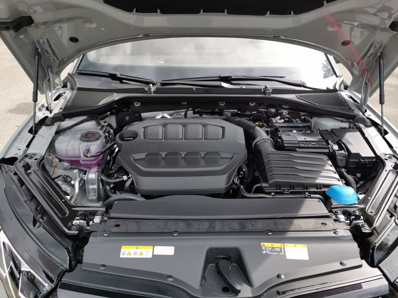 Fahrzeugabbildung SKODA Octavia Combi 2.0 TSI Sportline 4x4 +AHK+PANO