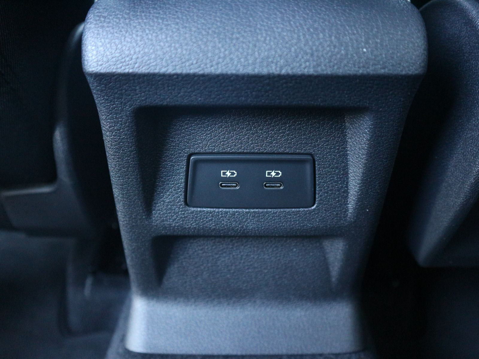 Fahrzeugabbildung Audi Q2 S line 35 TFSI S tronic