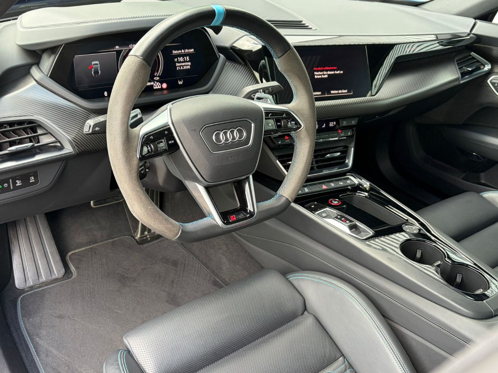Fahrzeugabbildung Audi RS e-tron GT QUATTRO+HEAD UP+EXCLUSIV LACK+B&O+