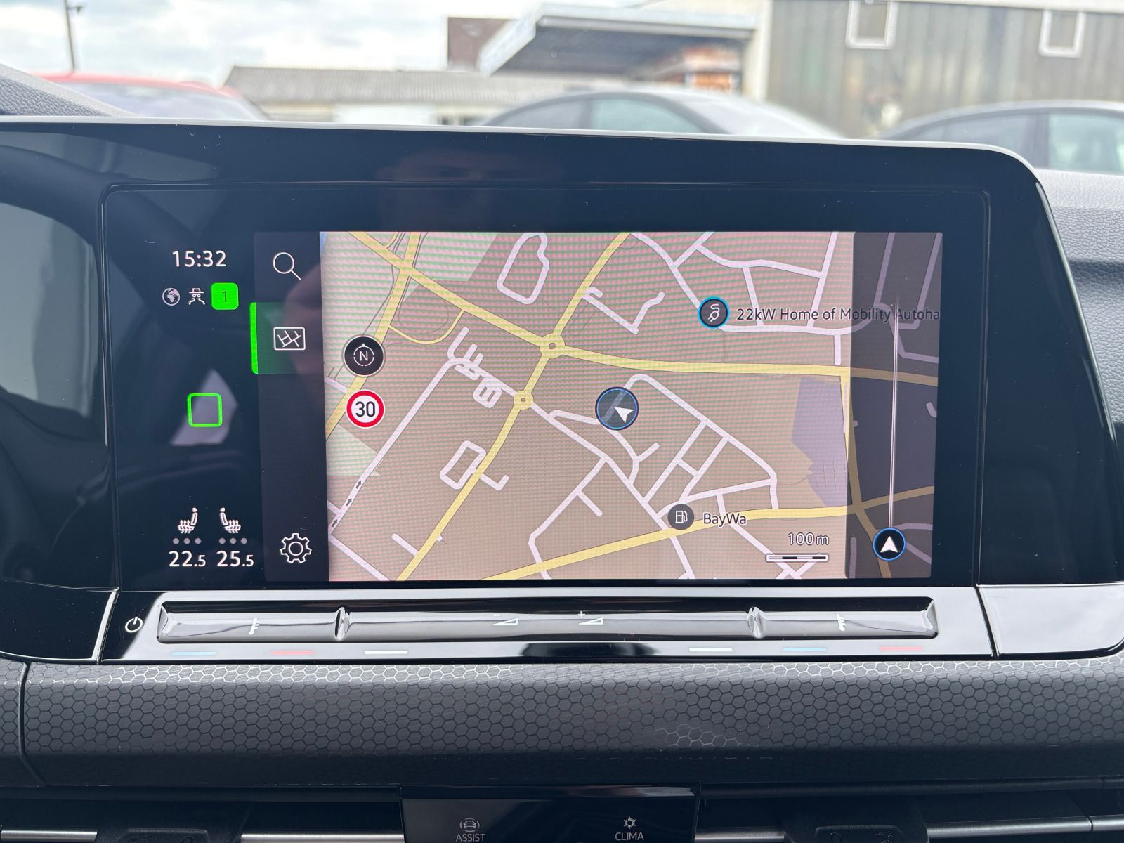 Fahrzeugabbildung Volkswagen Golf GTD 2.0 TDI DSG AHK RFK ACC NAVI CARPLAY