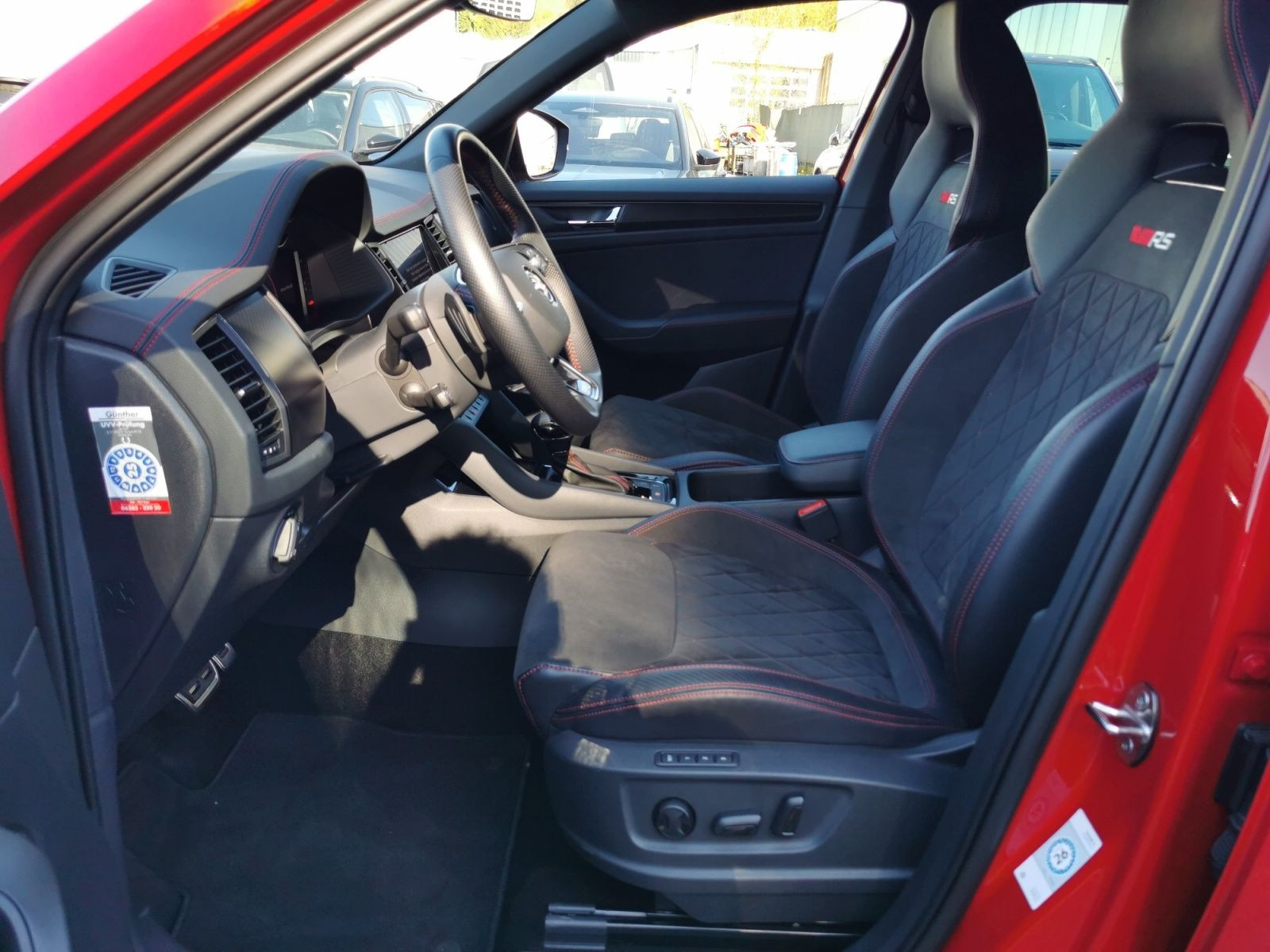 Fahrzeugabbildung SKODA Kodiaq RS 2.0 4x4 +PANO+AHK+STANDH