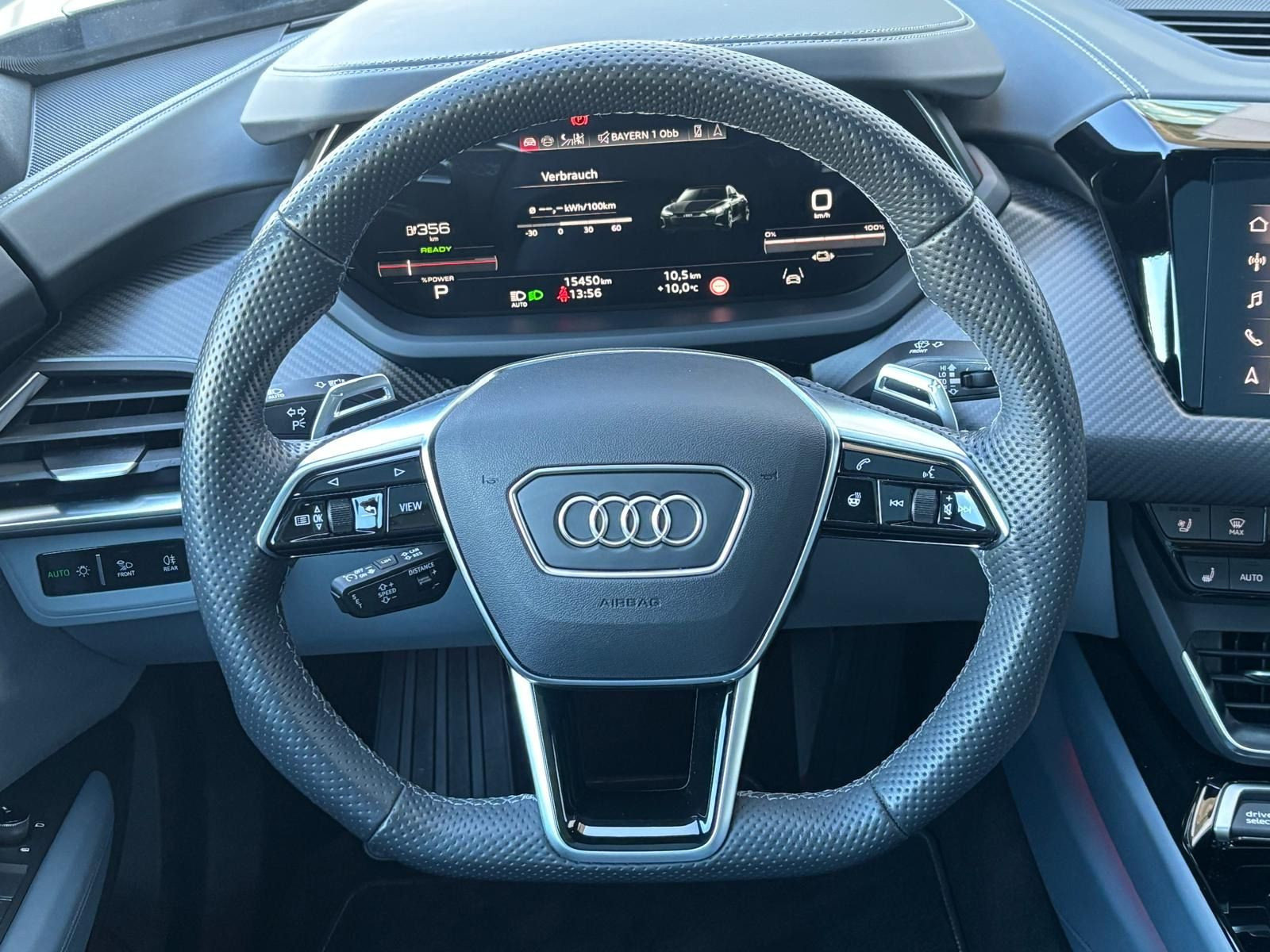 Fahrzeugabbildung Audi e-tron GT QUATTRO+HEAD UP+360°+MATRIX+PRO SITZE+