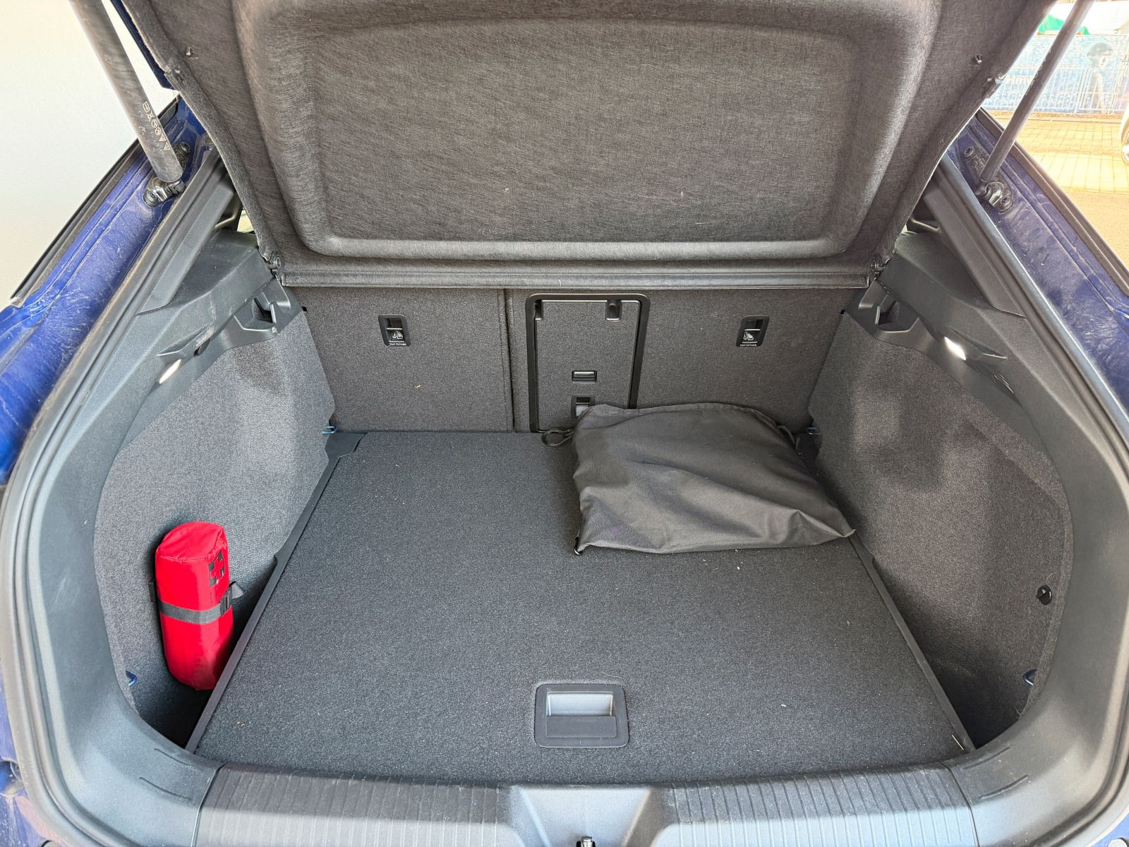 Fahrzeugabbildung Volkswagen ID.5 GTX 4M NAVI PRO WÄRMEPUMPE WINTERRÄDER