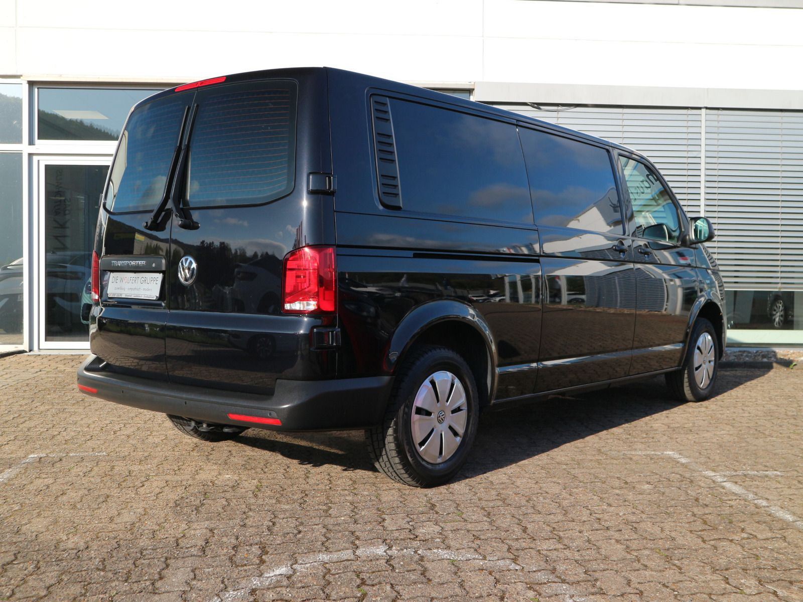 Fahrzeugabbildung Volkswagen T6.1 Kasten LR 2.0 TDI NAVI PDC STIZHZG KLIMA