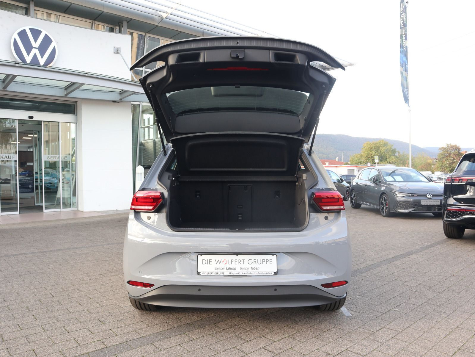Fahrzeugabbildung Volkswagen ID.3 Neo Trend 125 kW (170 PS) 50 kWh *SITZHEIZUNG*ALU 18 ZOLL*