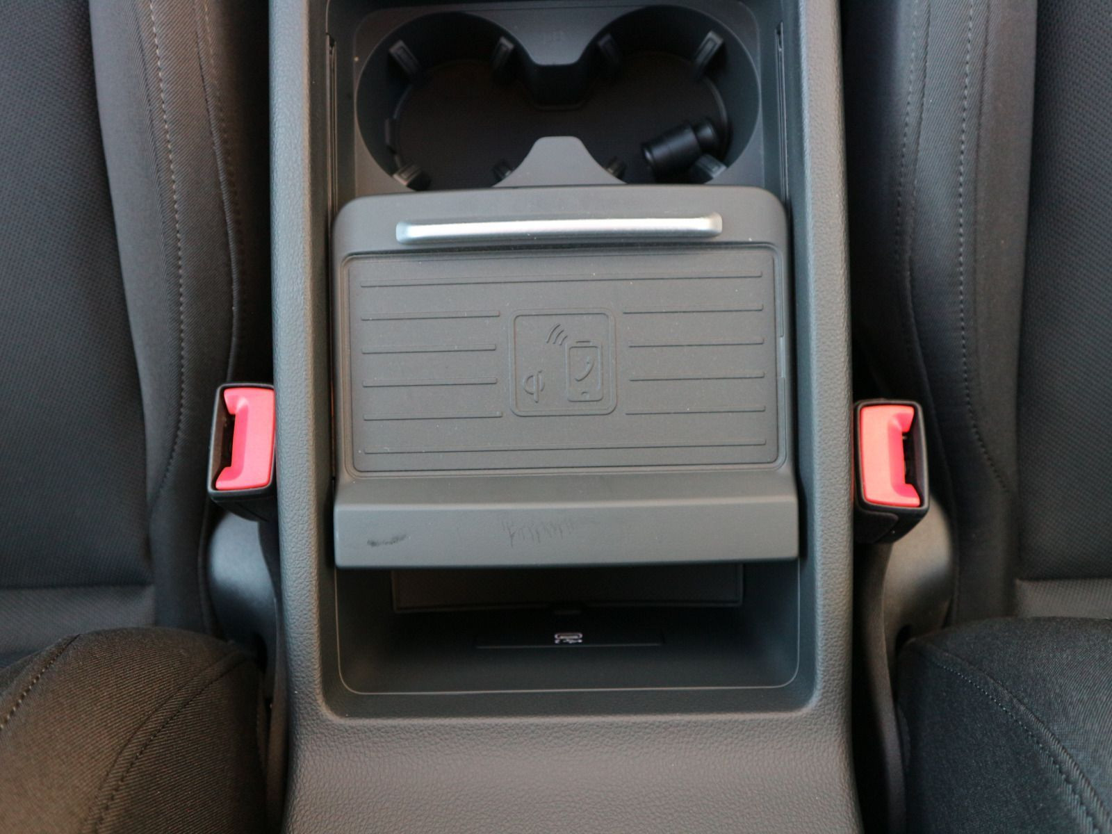 Fahrzeugabbildung Audi Q5 40 TDI quattro S line NAVI*SHZ