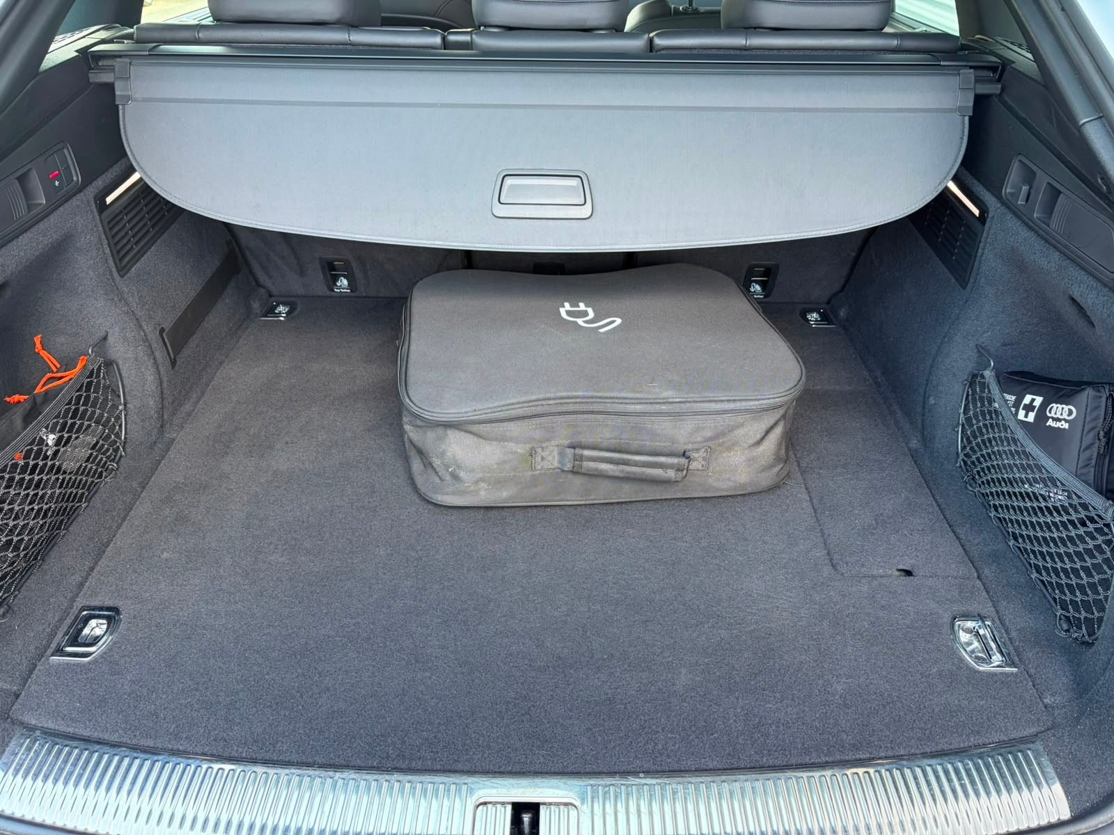 Fahrzeugabbildung Audi Q5 Sportback 50 TFSIe QUATTRO S LINE+AHK+360°+AC