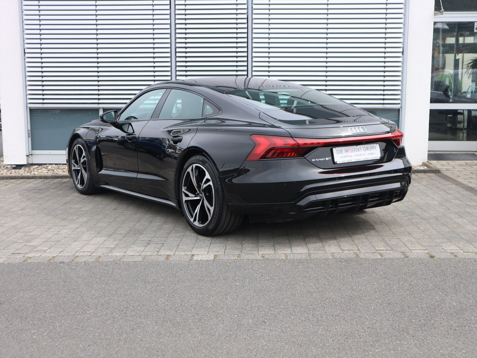 Fahrzeugabbildung Audi e-tron GT quattro RFK*PANO*HUD*B&O*CARPLAY