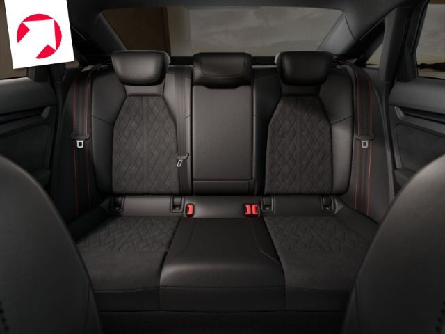 Fahrzeugabbildung Audi RS 3 Limousine S tronic*NIMBUSGRAU*PANO*280km/h*