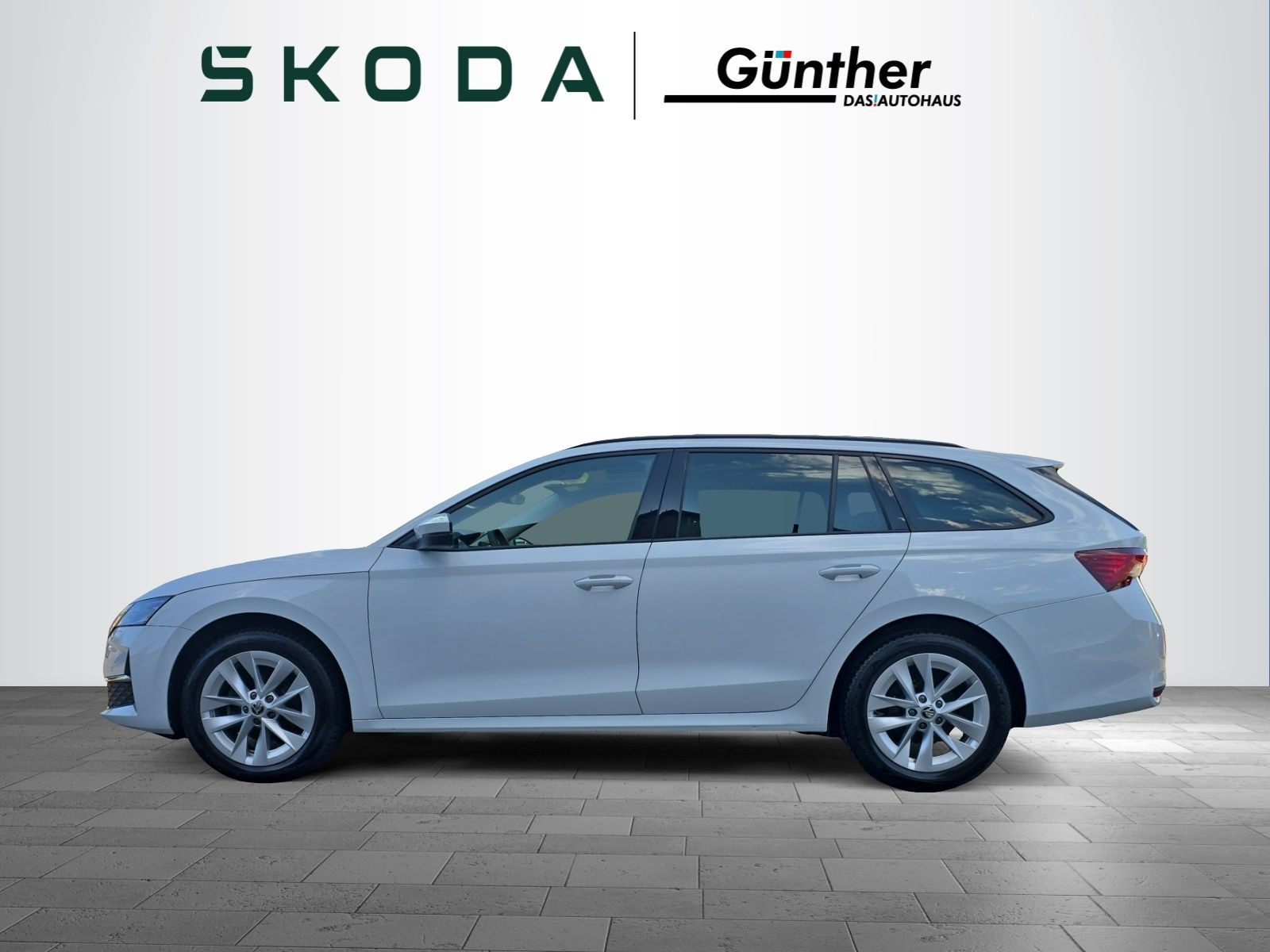 Fahrzeugabbildung SKODA Octavia Combi 1.5 TSI DSG Selection+AHK+PANORAMADACH