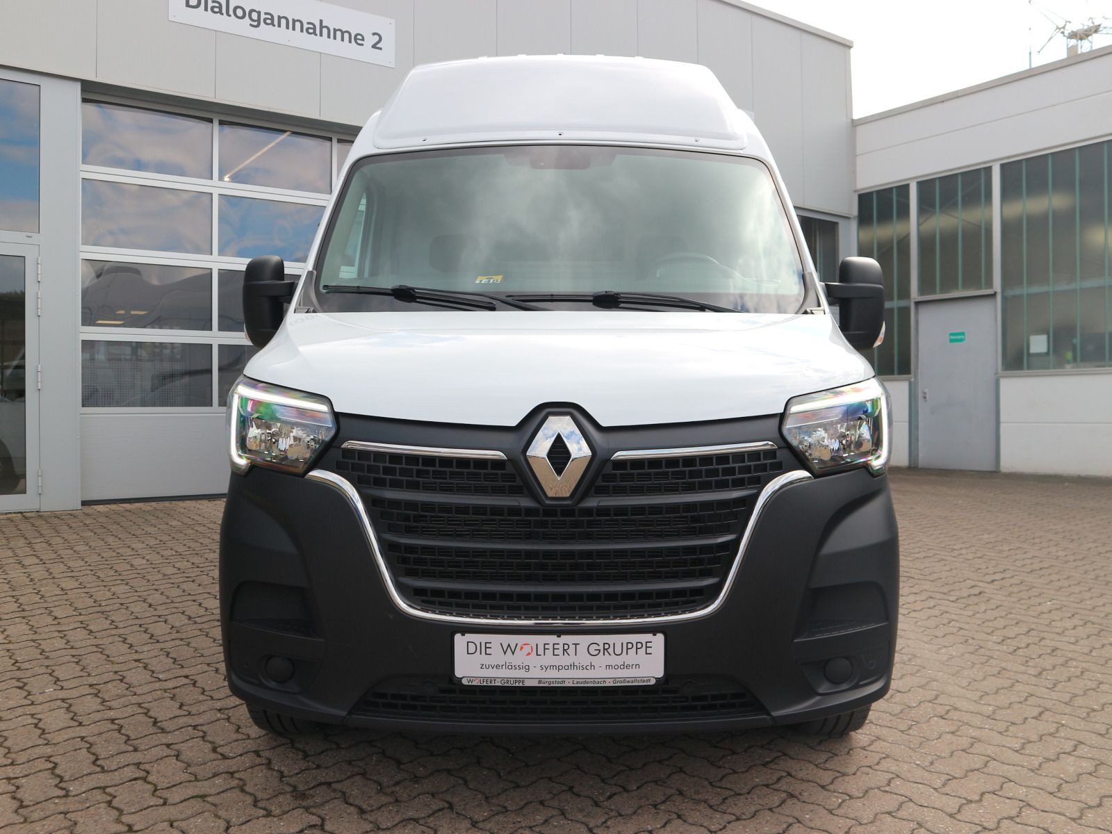 Fahrzeugabbildung Renault Master 3,5T L4H3 dCi 165 RFK SITZHZG KLIMA GRA