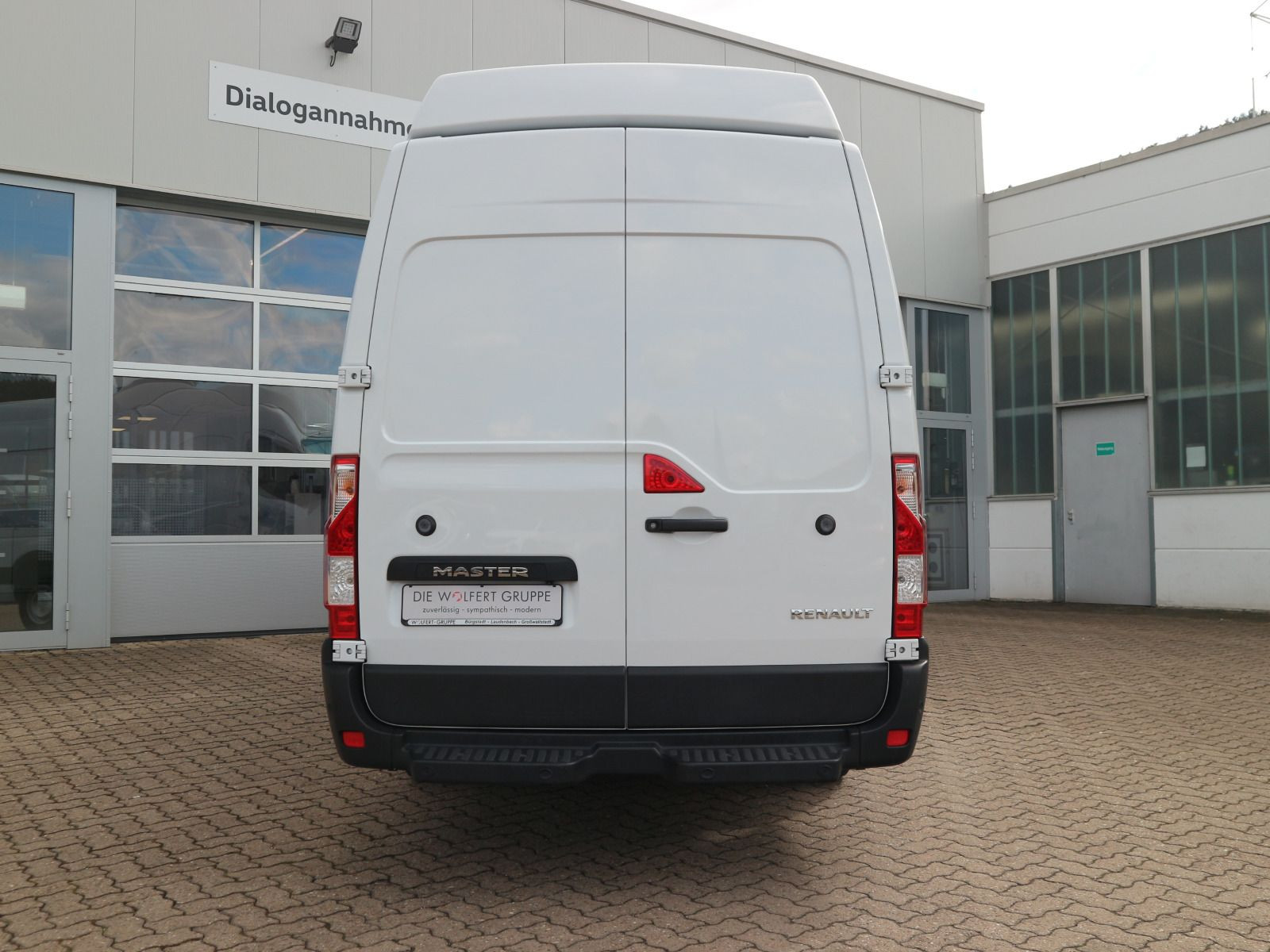 Fahrzeugabbildung Renault Master 3,5T L4H3 dCi 165 RFK SITZHZG KLIMA GRA