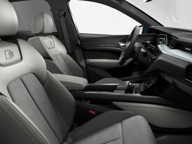 Fahrzeugabbildung Audi e-tron Sportback 55 advanced PANO*360°*AHK