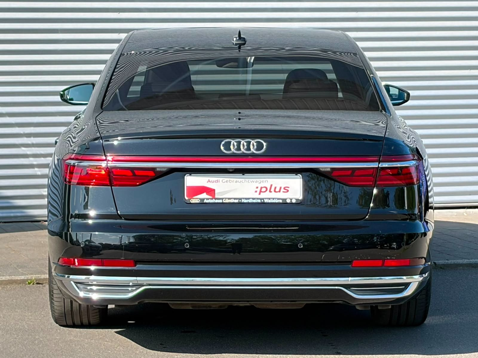 Fahrzeugabbildung Audi A8 60 TFSIe QUATTRO+WINTERRÄDER+SERVOSCHLIEßUNG+