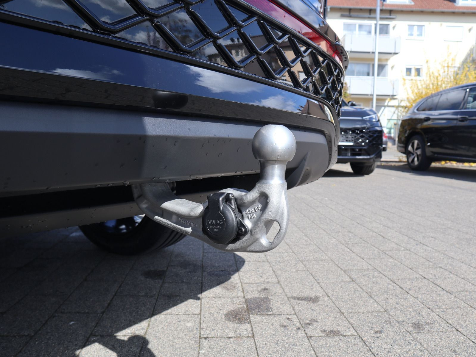 Fahrzeugabbildung Volkswagen Tayron R-Line 2,0 TDI SCR 4MOTION (193 PS) DSG *AHK*PANORAMA*7-SITZER*LEDER*STHZ