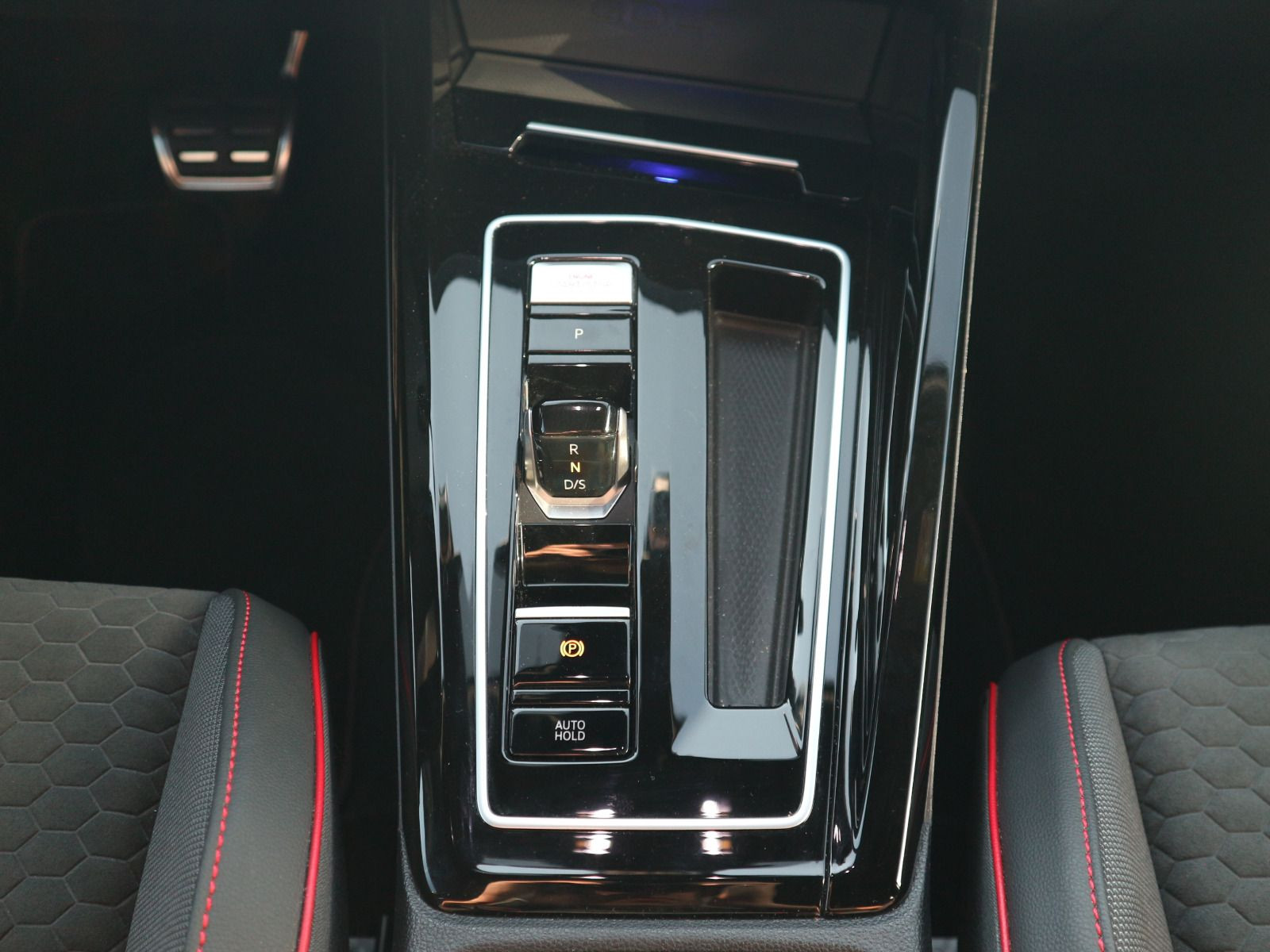 Fahrzeugabbildung Volkswagen Golf GTI Clubsport 2.0 TSI DSG HK RFK MATRIX CARPLAY