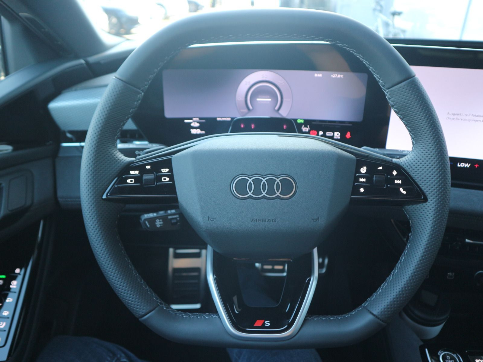 Fahrzeugabbildung Audi A6 Avant e-tron S line business performance*0,25%*