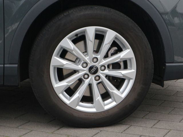 Fahrzeugabbildung Audi Q3 45 TFSI e S tronic **0,5%**AHK*LED*NAVI