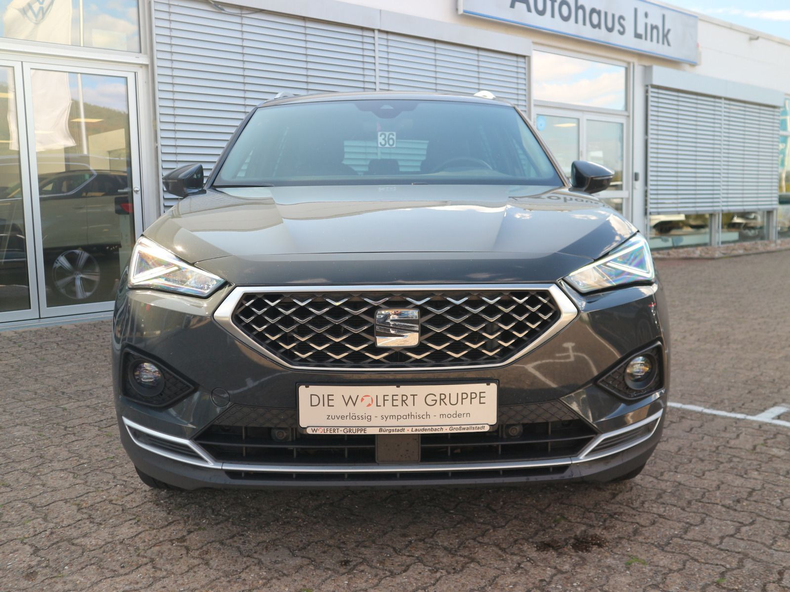 Fahrzeugabbildung SEAT Tarraco Xperience 1.4 e-Hybrid AHK RFK LED ACC