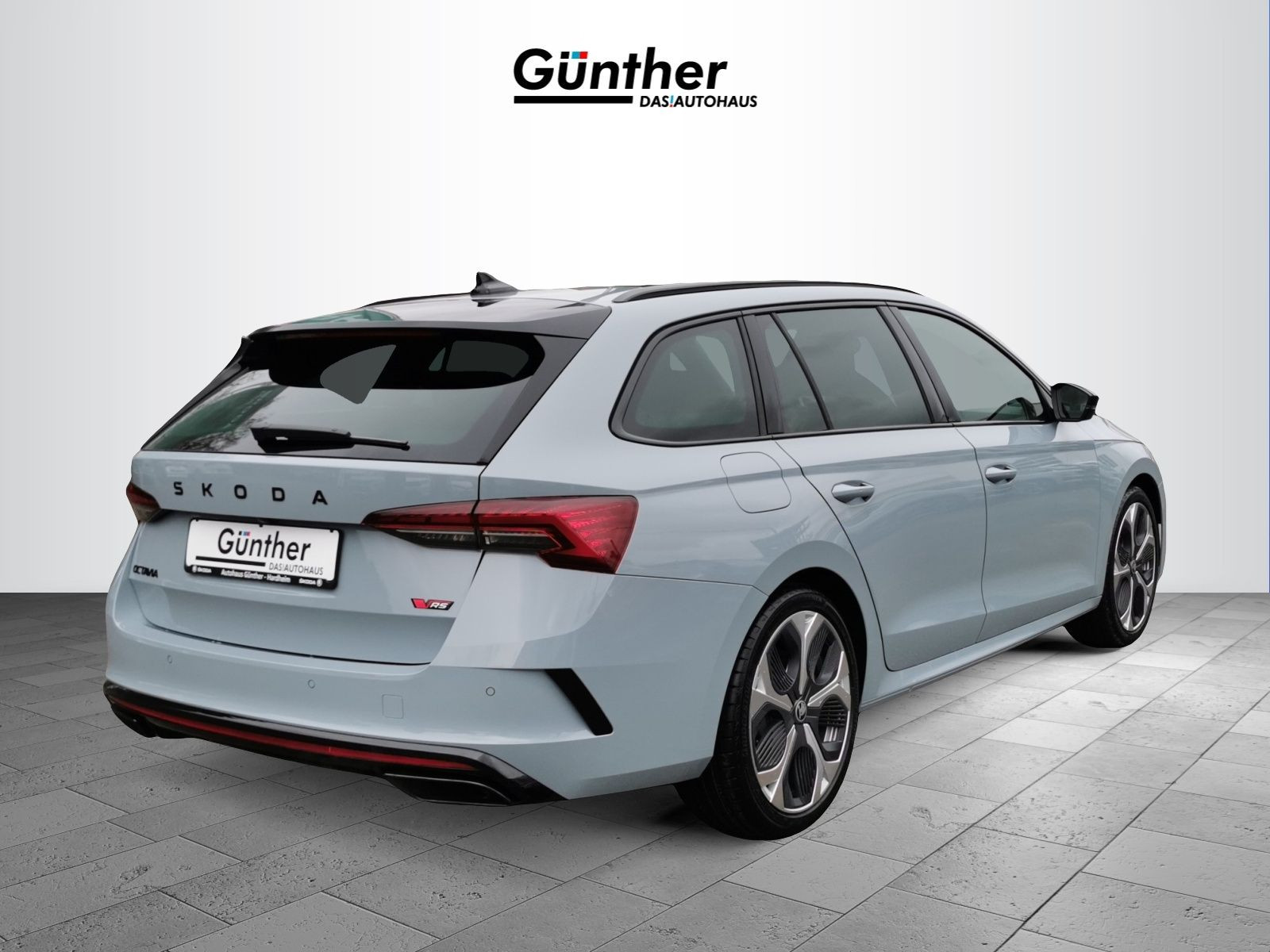 Fahrzeugabbildung SKODA Octavia 2.0 TSI RS 195 kW DSG *PATINA-GRAU*