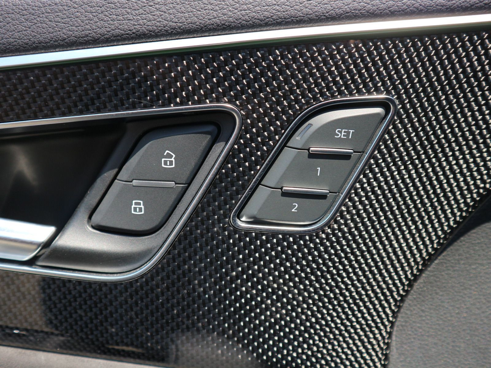 Fahrzeugabbildung Audi SQ7 4.0 TDI quattro HUD*PANO*B&O*AHK*SHZ*CARPLAY
