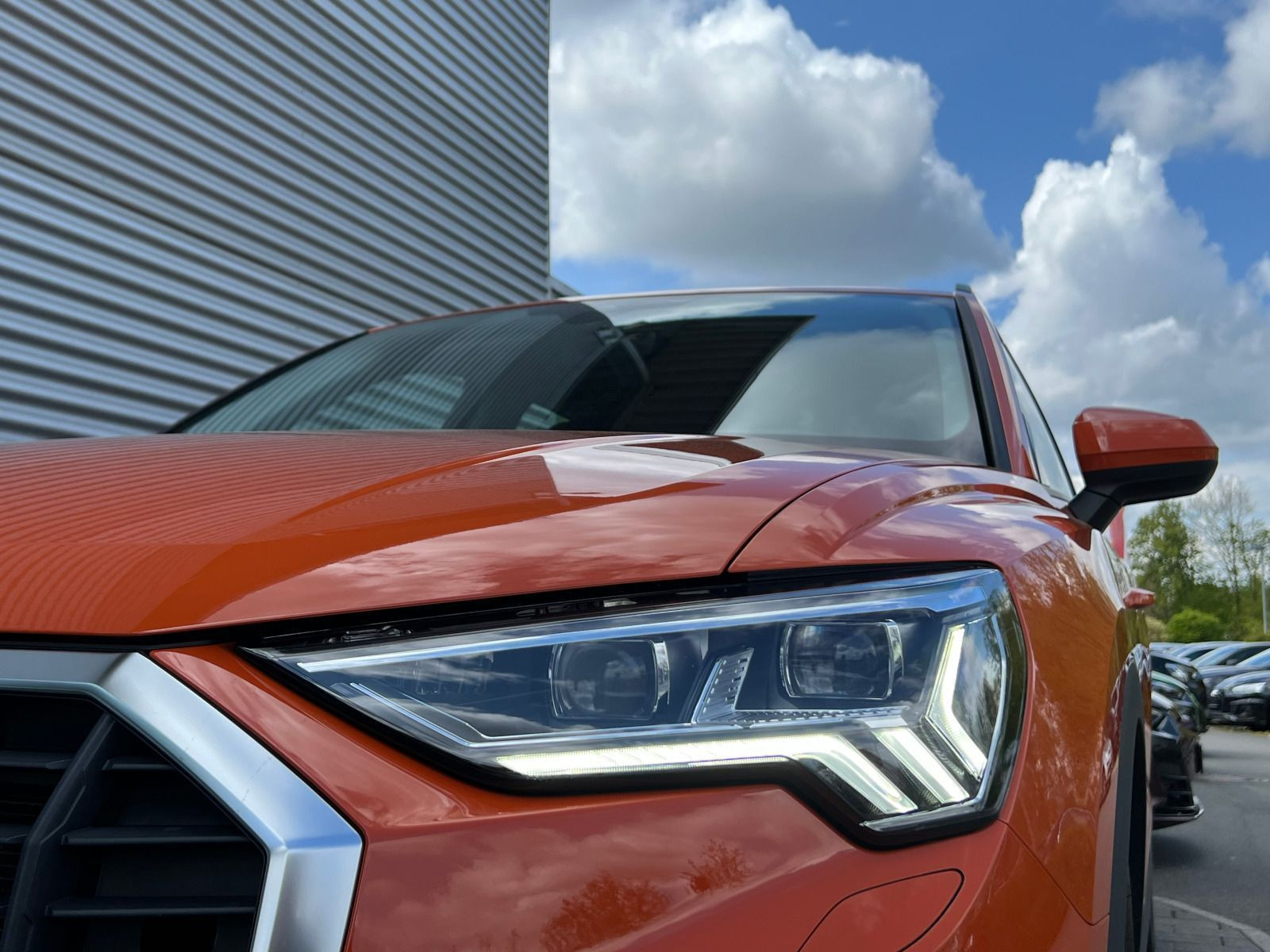 Fahrzeugabbildung Audi Q3 35 TFSI S-TRONIC+WINTERRÄDER+MATRIX+SPORTSITZ