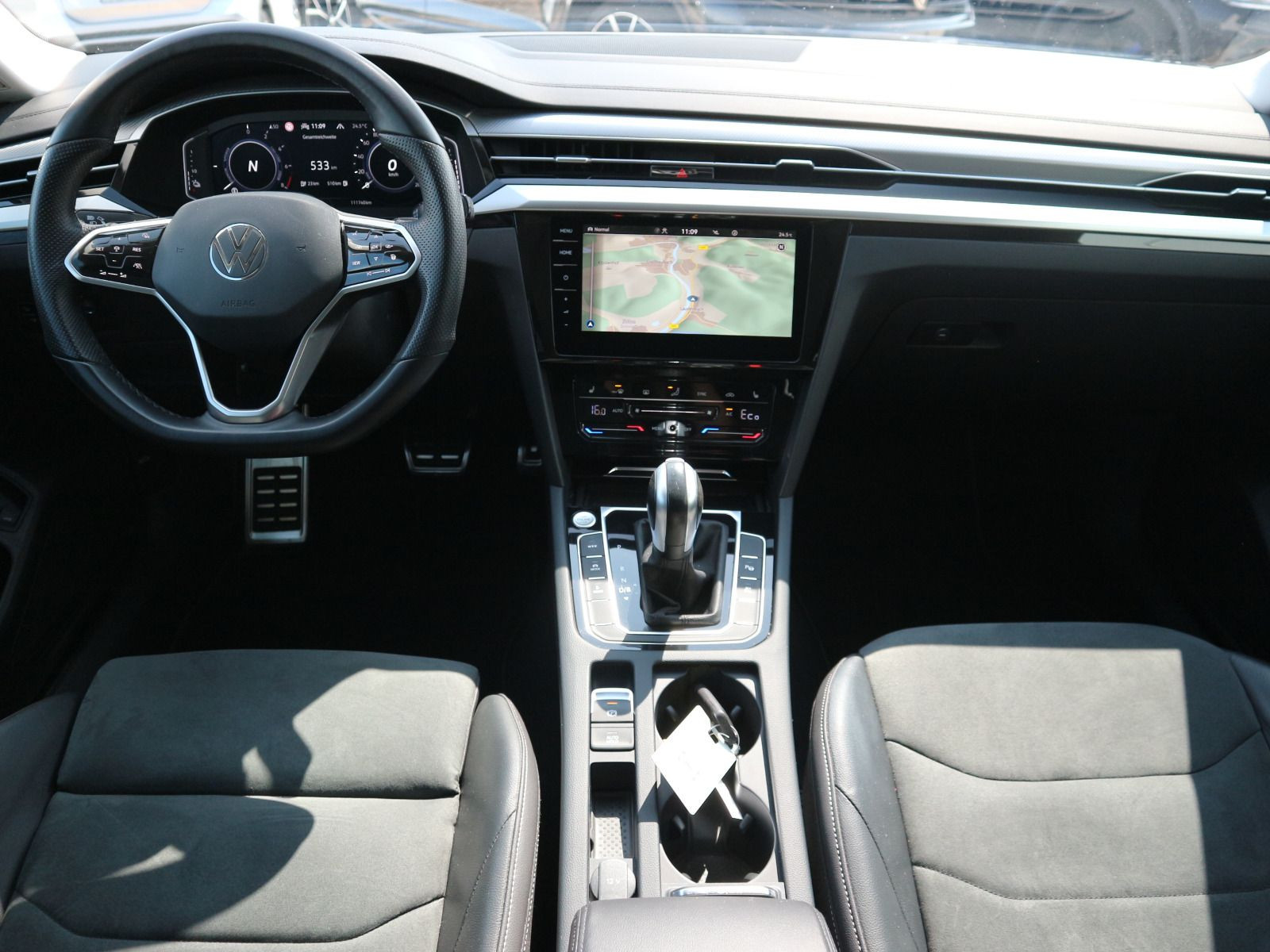 Fahrzeugabbildung Volkswagen Arteon SB Elegance 1.4 TSI eHybrid DSG AHK 360° NAVI
