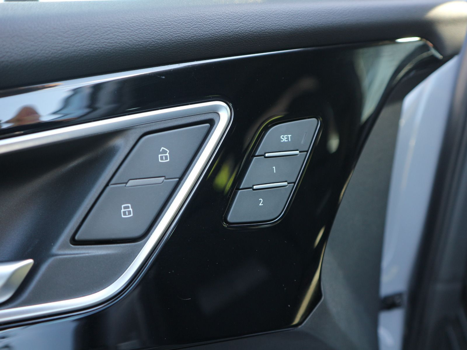 Fahrzeugabbildung Audi Q4 Sportback 35 e-tron 0,25% HUD*CARPLAY+NAVI*SHZ