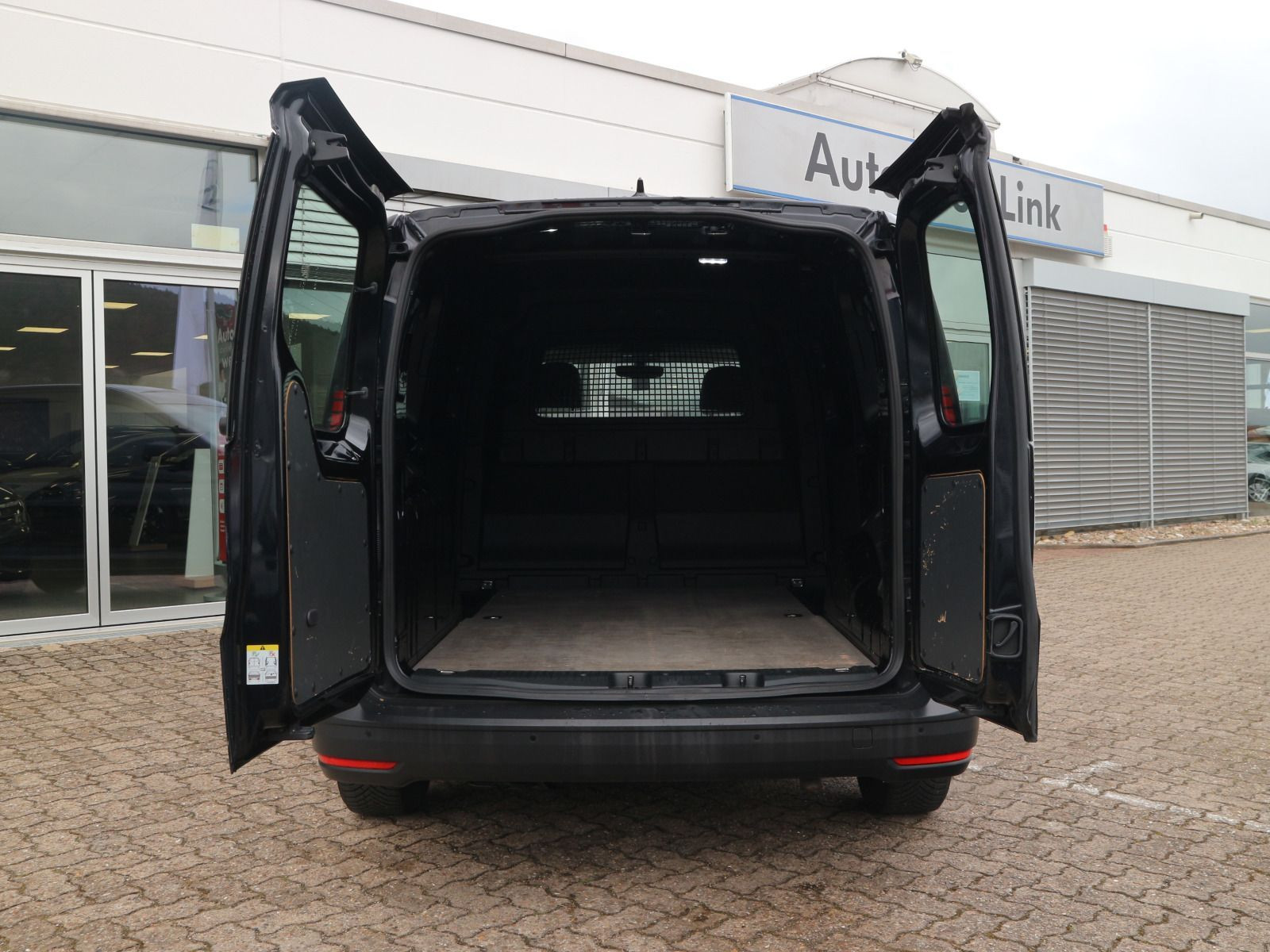 Fahrzeugabbildung Volkswagen Caddy Cargo Maxi 2.0 TDI NAVI KLIMA SITZHZG PDC