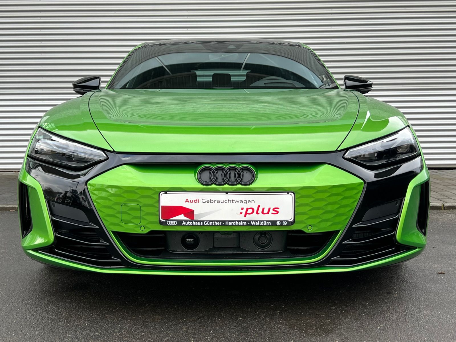 Fahrzeugabbildung Audi e-tron GT quattro+ALLRADLENKUNG+LUFTFEDERUNG+HUD
