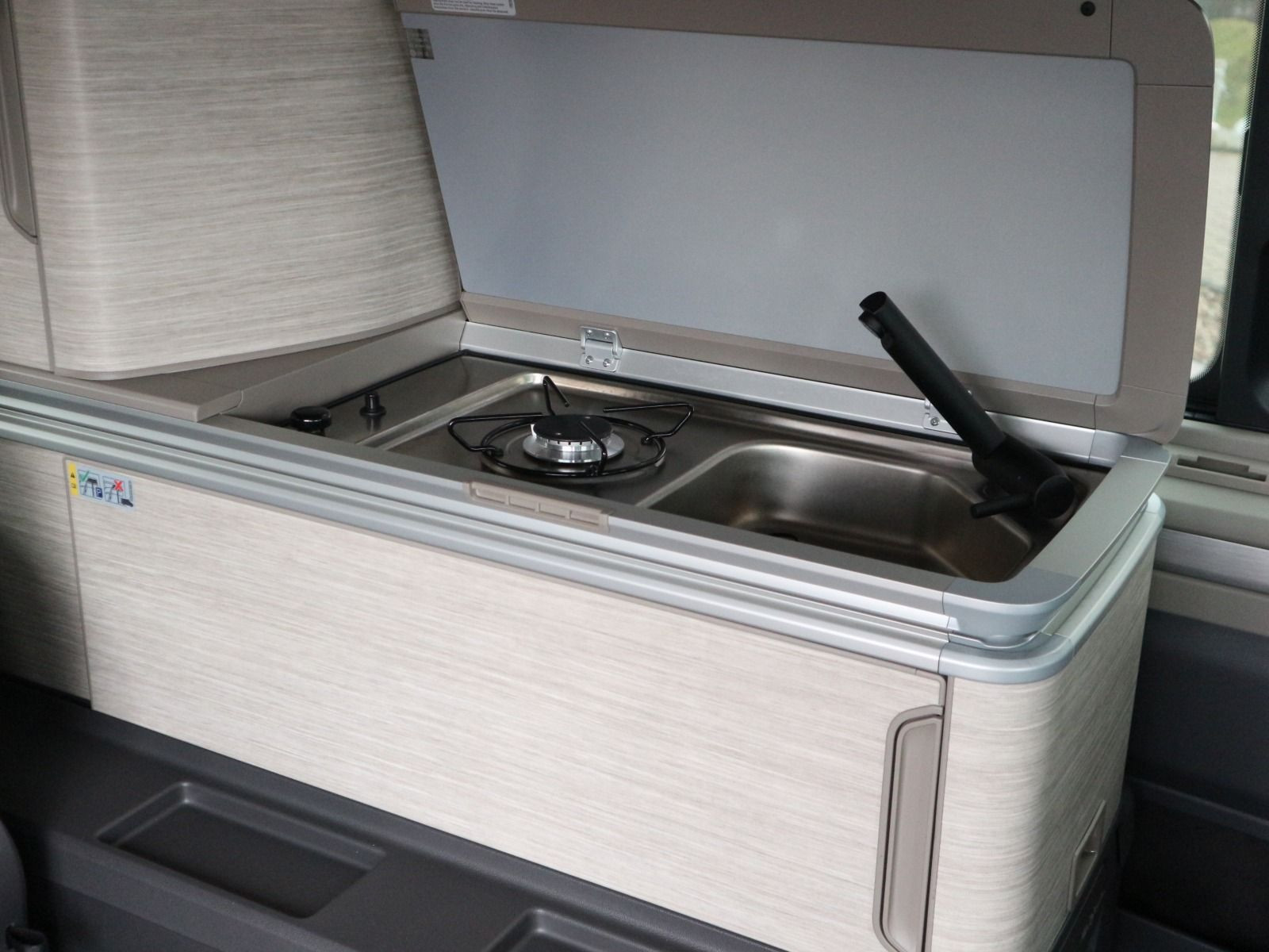 Fahrzeugabbildung Volkswagen T7 California Ocean 2.0 TDI DSG AHK STHZG MATRIX