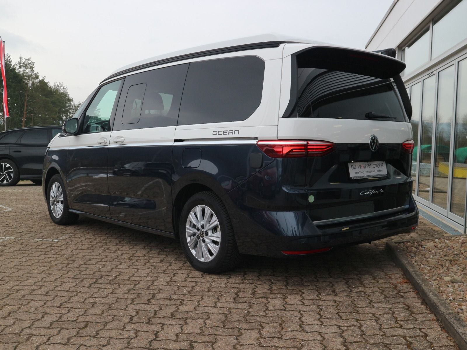 Fahrzeugabbildung Volkswagen T7 California Ocean 2.0 TDI DSG AHK STHZG MATRIX